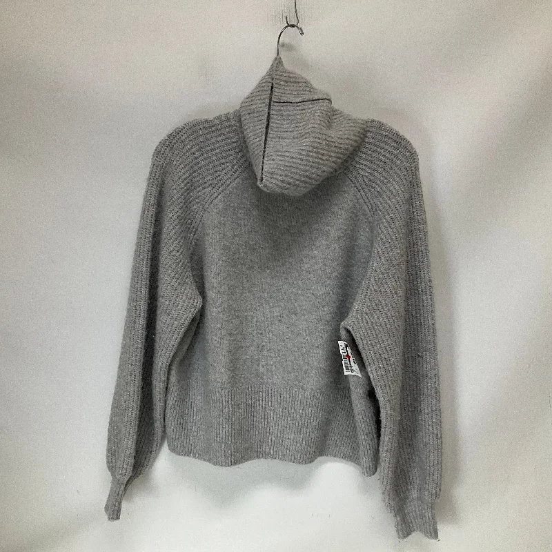 Sweater By Elodie In Grey, Size: Xl