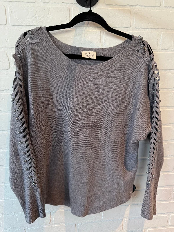 Sweater By Cmb In Grey, Size: Xl