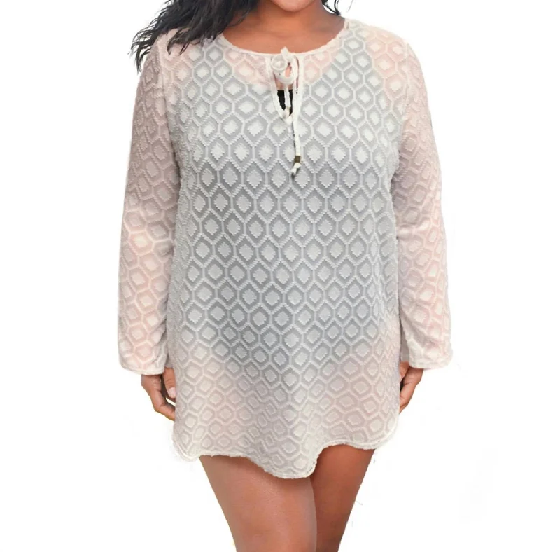 Casual Garments For Women Plus Size Long Sleeve V-Neck Tunic Cover Up In Afm White