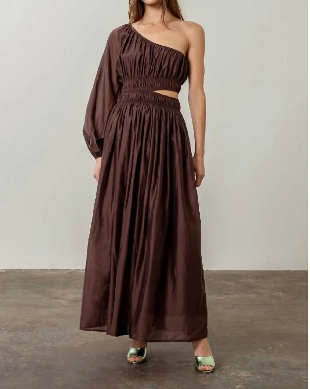 Sale On Sale Cut Out Shirred Midi Dress In Chocolate