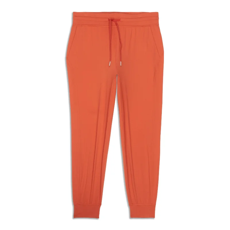 Clothing For Women Ready To Classic-Fit High-Rise Jogger - Resale